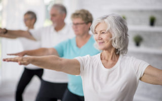 Bien dans mon corps, une femme suivant un cours sur l'équilibre physique